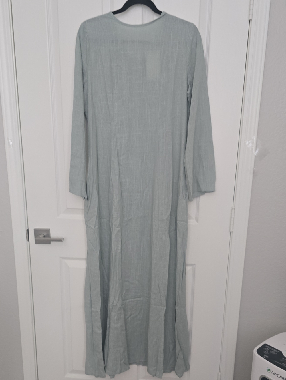 Long Sleeve Maxi Dress / Lace Up Linen Abaya in Sage Green